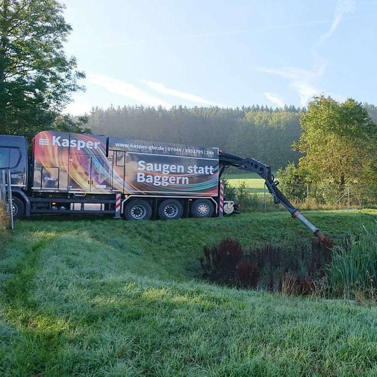 Kasper-Saugbagger-Retentionsbecken