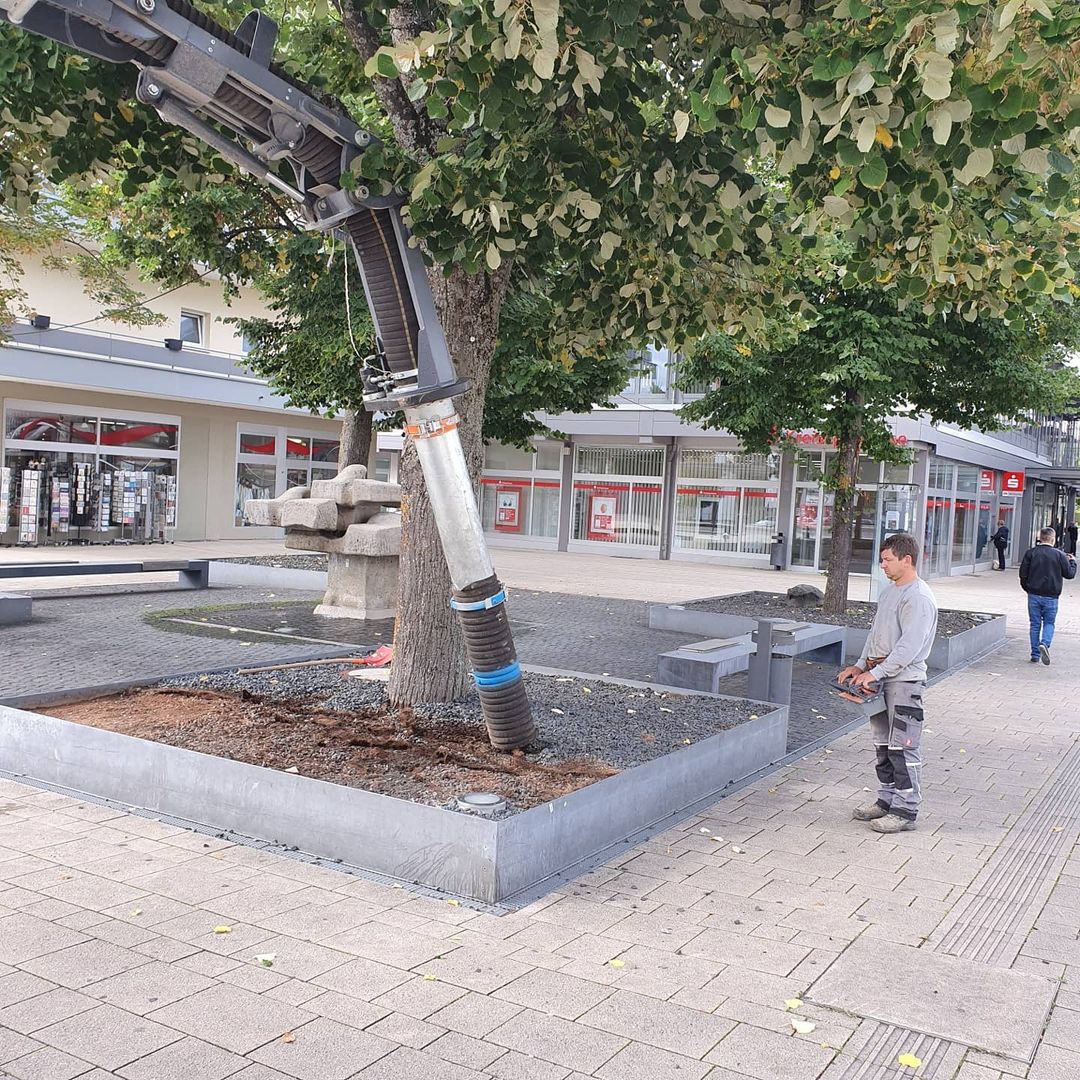 Kasper-Saugbagger-Rueckbau-von-Schotterflaechen