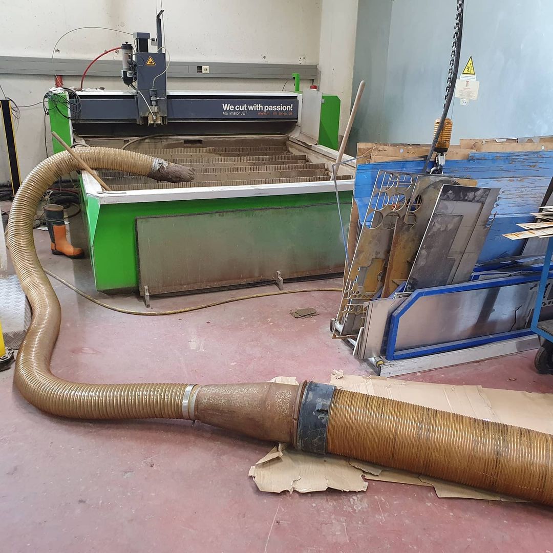Kasper-Saugbagger-Wasserstrahl-Schneidemaschine-Sand-absaugen